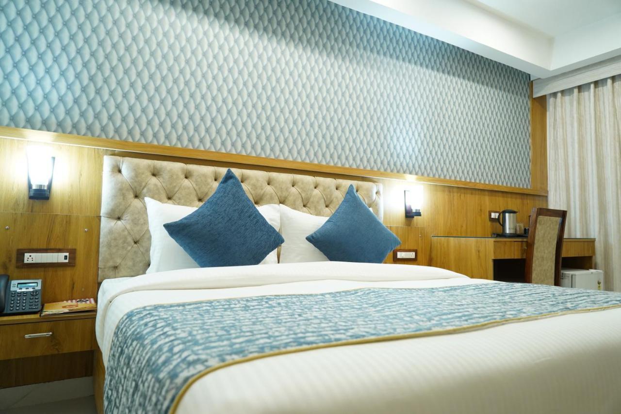 Hotel Shanti Sagar Kharar Extérieur photo