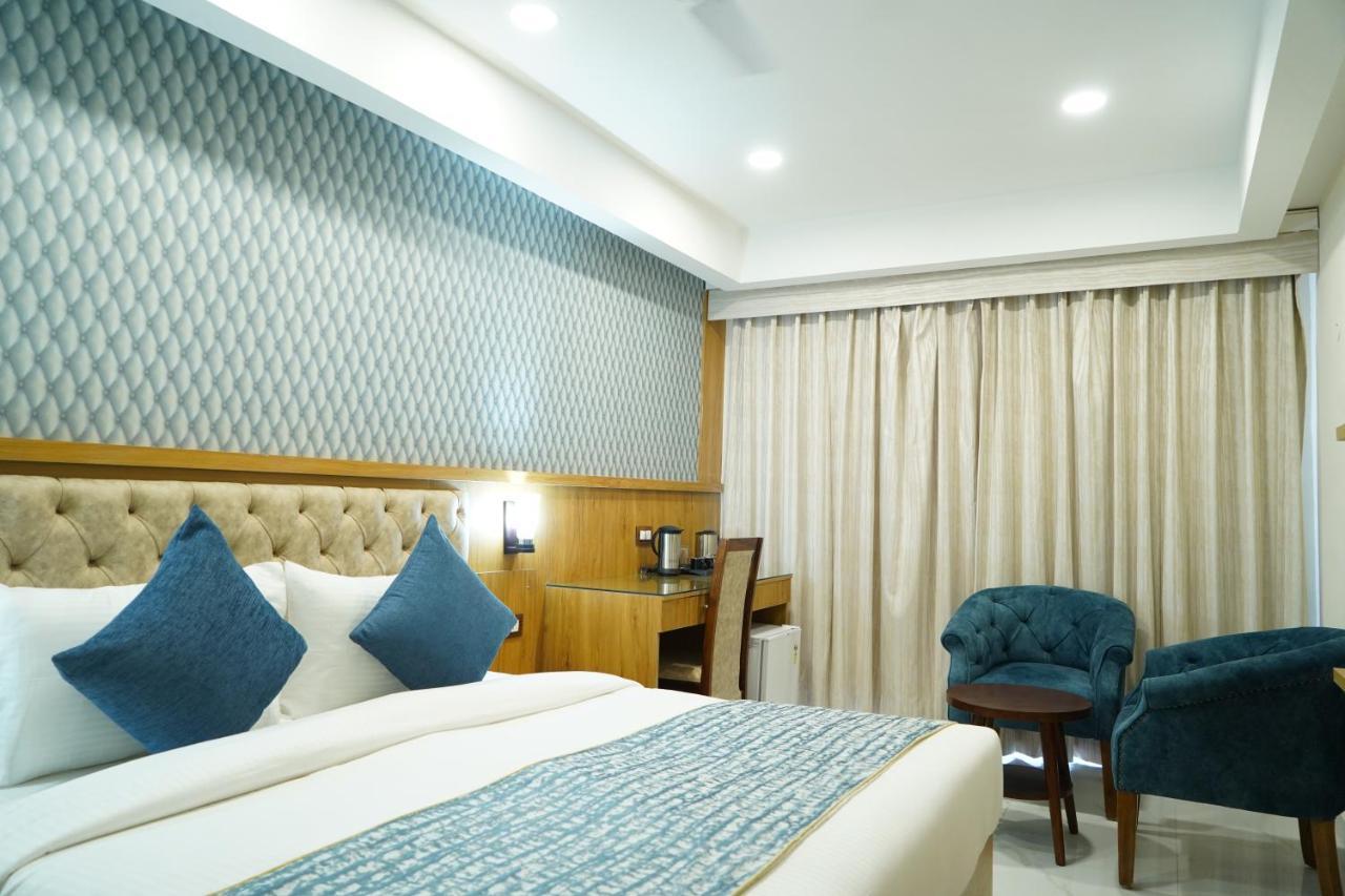 Hotel Shanti Sagar Kharar Extérieur photo