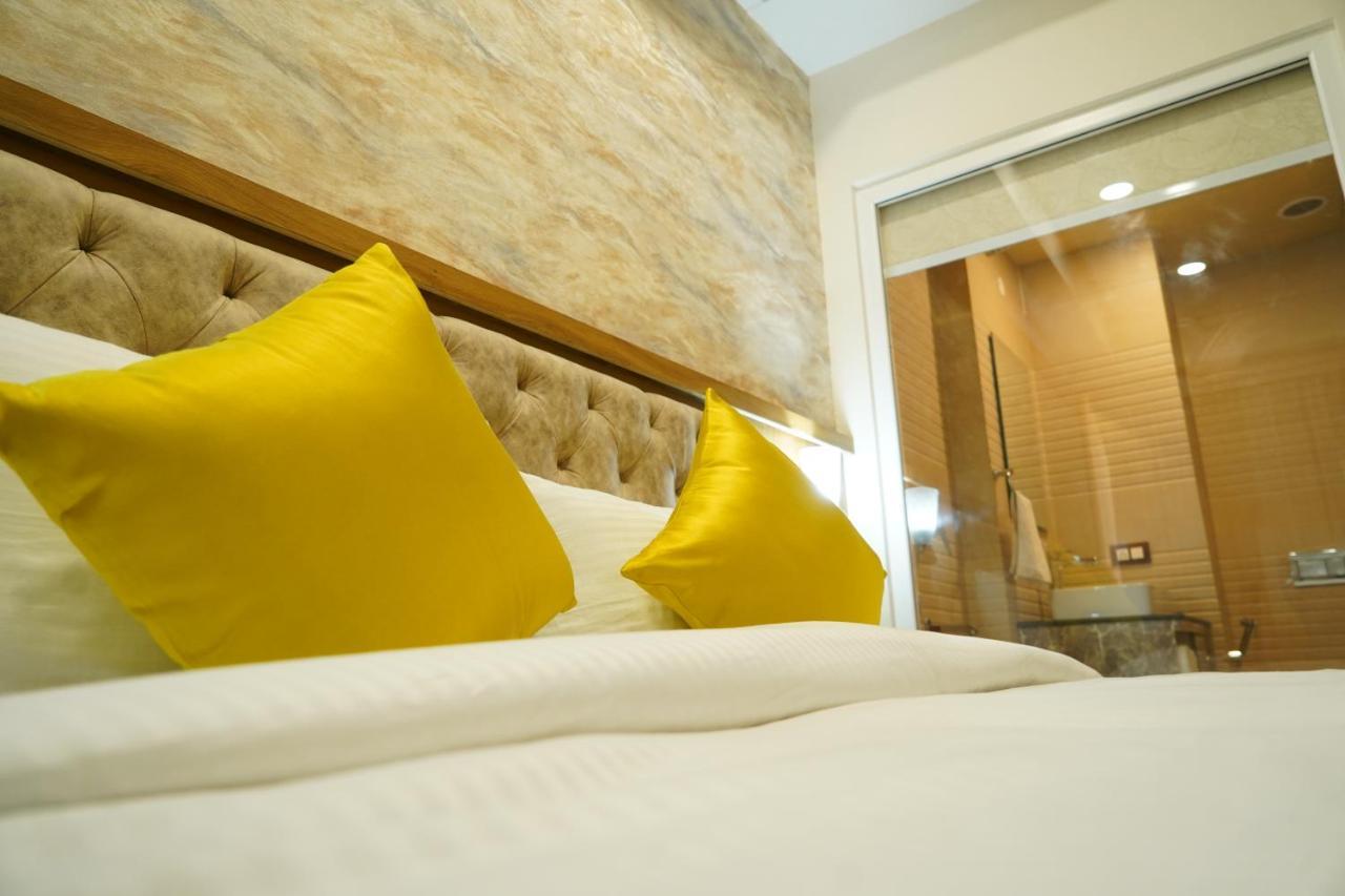 Hotel Shanti Sagar Kharar Extérieur photo