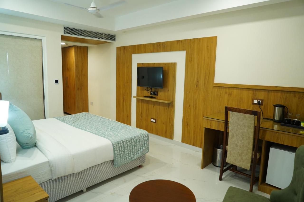 Hotel Shanti Sagar Kharar Extérieur photo